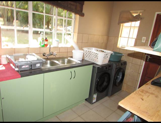 1.70HA SMALLHOLDING FOR SALE IN WHITE RIVER ESTATES